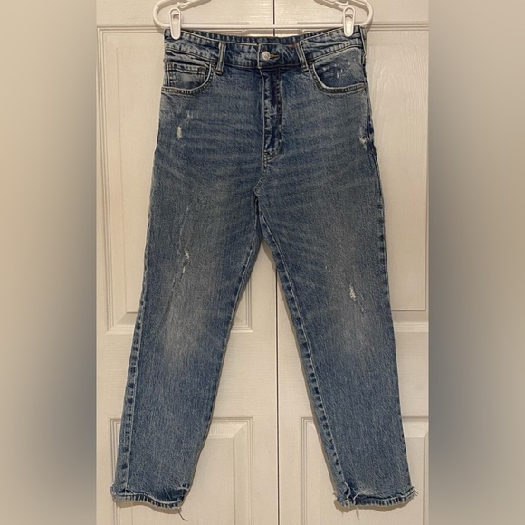Pilcro Women’s Straight Leg Jeans Slightly Distressed Size 27 - Picture 1 of 11